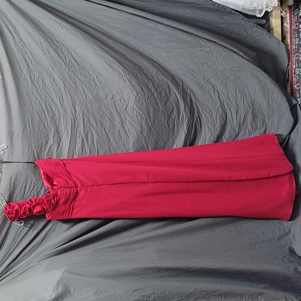 Dress - Picture 3 of 7